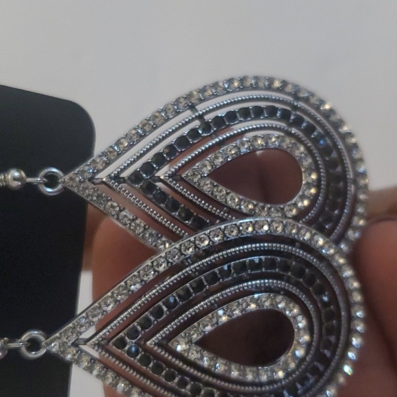 EARRINGS - Picture 4 of 6